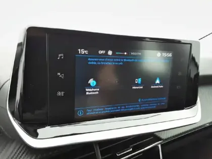 Photo 45 Peugeot 208  PureTech 75 S&S BVM5