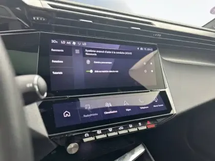 Photo 22 Peugeot 408  PHEV 225 e-EAT8