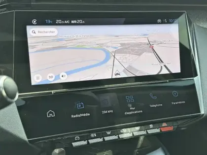 Photo 19 Peugeot 308  PureTech 130ch S&S EAT8