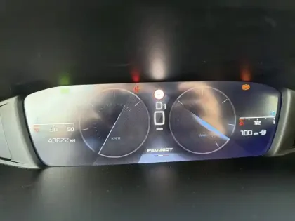 Photo 9 Peugeot 308  PureTech 130ch S&S EAT8