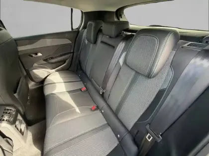 Photo 11 Peugeot 308  PureTech 130ch S&S EAT8