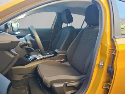 Photo 10 Peugeot 208  Electrique 50 kWh 136ch