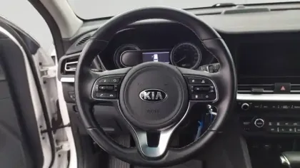 Photo 15 Kia Niro Gén. I Ph2 Active 5