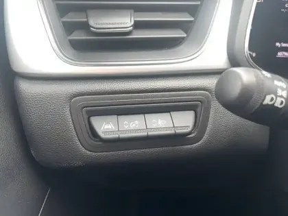 Photo 24 Renault Captur  E-Tech 145 - 21