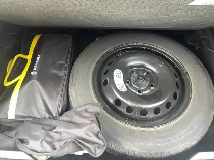 Photo 20 Renault Captur  E-Tech 145 - 21