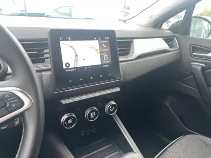 Photo 11 Renault Captur  E-Tech 145 - 21