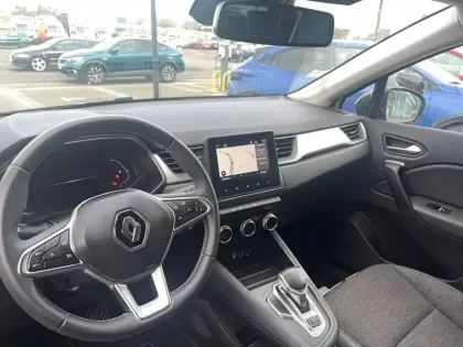 Photo 9 Renault Captur  E-Tech 145 - 21