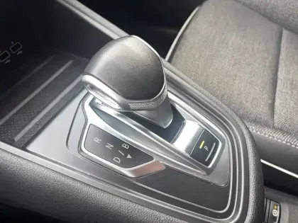 Photo 12 Renault Captur  E-Tech 145 - 21