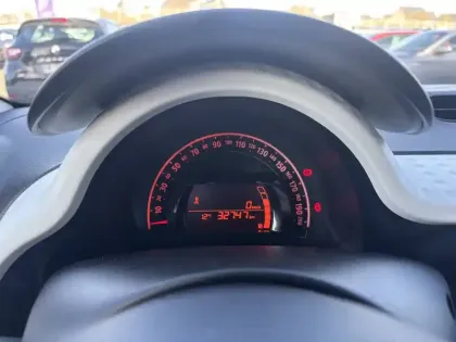 Photo 13 Renault Twingo  III SCe 65