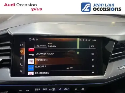 Photo 15 Audi Q4  e-tron 45 285 ch 82 kWh