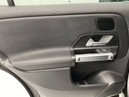 Photo 28 Mercedes Classe B EQB 250