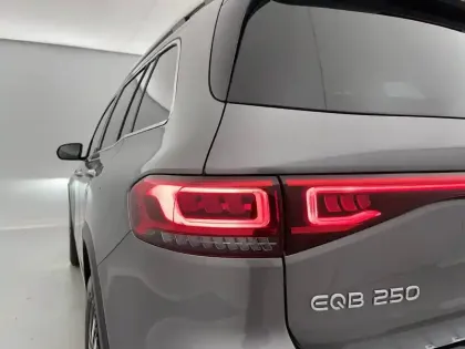 Photo 27 Mercedes Classe B EQB 250