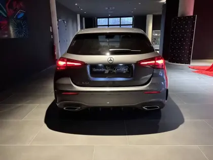 Photo 17 Mercedes Classe A  250 e Hybrid EQ