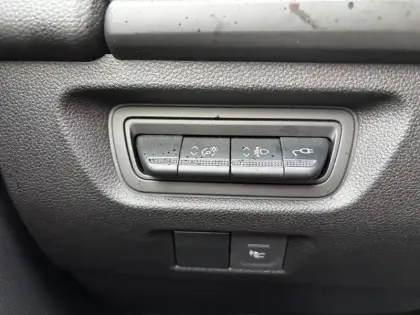 Photo 29 Renault Zoé Gén. I (B10) Ph2 NG Equilibre 5