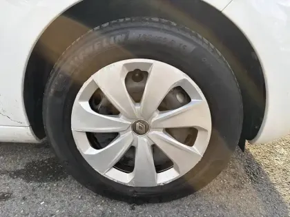 Photo 8 Renault Zoé Gén. I (B10) Ph2 NG Equilibre 5