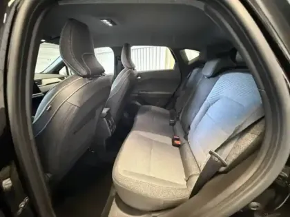 Photo 23 Renault Captur  E-Tech full hybrid 160 ch