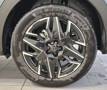 Photo 23 Peugeot 3008  Hybrid 145 e-DCS6