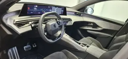 Photo 17 Peugeot 3008  Hybrid 145 e-DCS6