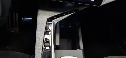 Photo 21 Peugeot 3008  Hybrid 145 e-DCS6