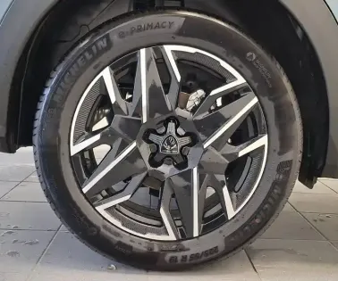 Photo 24 Peugeot 3008  Hybrid 145 e-DCS6