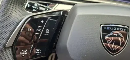 Photo 29 Peugeot 3008  Hybrid 145 e-DCS6