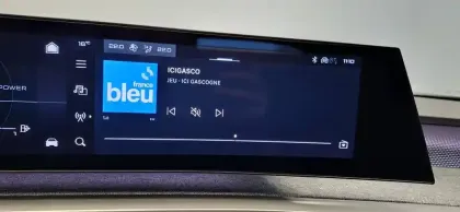 Photo 32 Peugeot 3008  Hybrid 145 e-DCS6