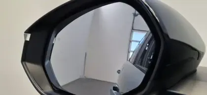 Photo 27 Peugeot 3008  Hybrid 145 e-DCS6