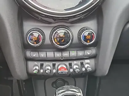 Photo 24 Mini Mini Cabriolet Cooper S 178 ch DKG7