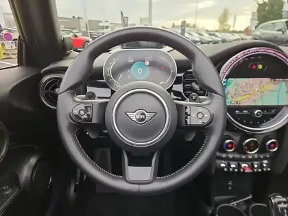 Photo 5 Mini Mini Cabriolet Cooper S 178 ch DKG7