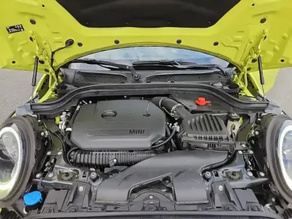 Photo 12 Mini Mini Cabriolet Cooper S 178 ch DKG7