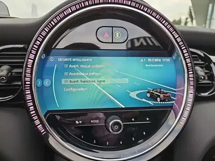 Photo 27 Mini Mini Cabriolet Cooper S 178 ch DKG7