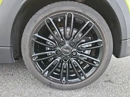 Photo 7 Mini Mini Cabriolet Cooper S 178 ch DKG7