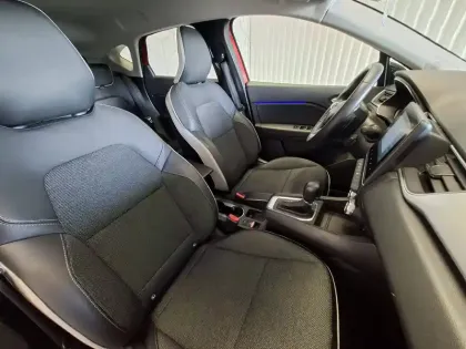 Photo 11 Renault Captur  mild hybrid 160 EDC