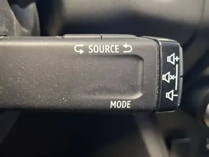 Photo 36 Renault Captur  mild hybrid 160 EDC