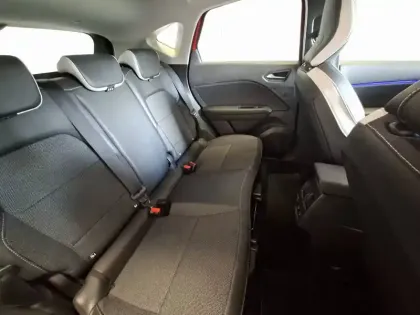 Photo 27 Renault Captur  mild hybrid 160 EDC