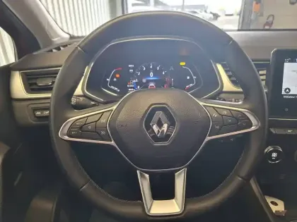 Photo 39 Renault Captur  mild hybrid 160 EDC