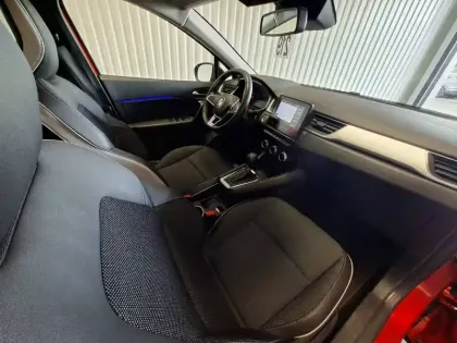 Photo 32 Renault Captur  mild hybrid 160 EDC