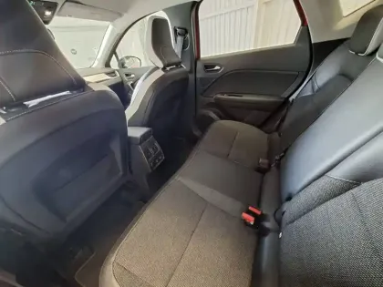 Photo 21 Renault Captur  mild hybrid 160 EDC