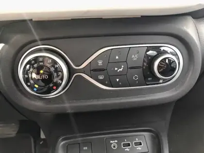 Photo 20 Renault Twingo  III Achat Intégral - 21