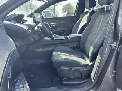 Photo 10 Peugeot 3008  BlueHDi 130ch S&S EAT8