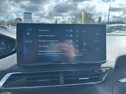 Photo 21 Peugeot 3008  BlueHDi 130ch S&S EAT8