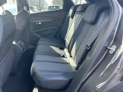 Photo 11 Peugeot 3008  BlueHDi 130ch S&S EAT8