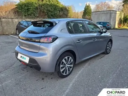 Photo 104 Peugeot 208  PureTech 75 S&S BVM5