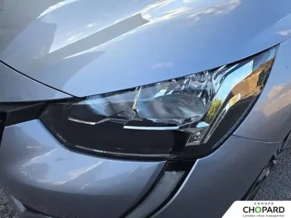 Photo 100 Peugeot 208  PureTech 75 S&S BVM5