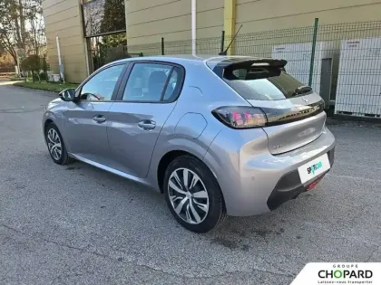 Photo 108 Peugeot 208  PureTech 75 S&S BVM5