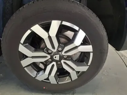 Photo 13 Dacia Duster  Blue dCi 115 4x2