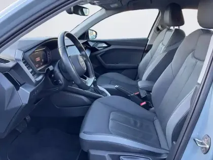 Photo 8 Audi A1  Allstreet 30 TFSI 110 ch S tronic 7