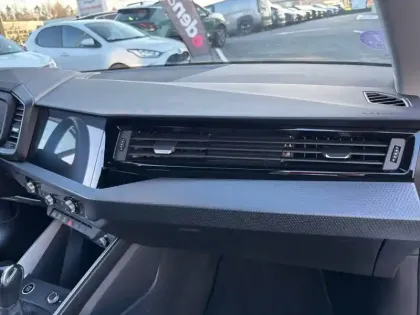 Photo 16 Audi A1  Allstreet 30 TFSI 110 ch S tronic 7