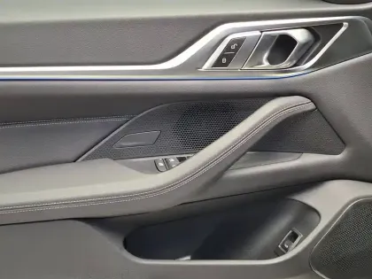 Photo 12 BMW I4  eDrive40