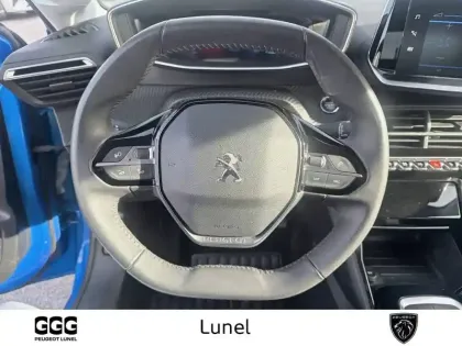 Photo 32 Peugeot 208  PureTech 100 S&S BVM6